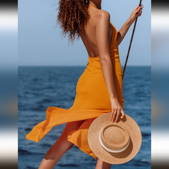 Cupshe Golden‎ Orange halter backless dress - Picture 2 of 2